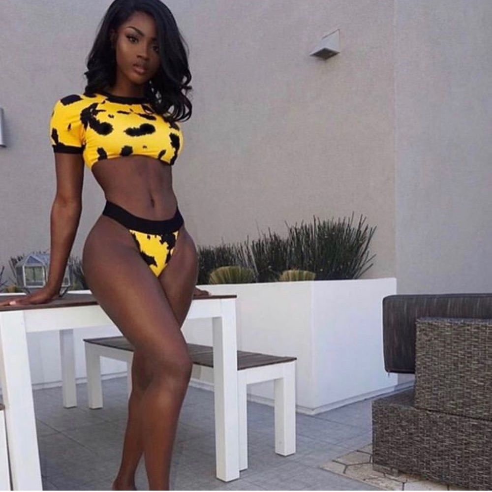 Matte Collection cheetah print swimsuit size Large
